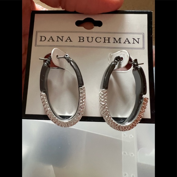 Mesh  detailing brings a contemporary touch to these Dana Buchman hoop earrings. - Picture 4 of 4